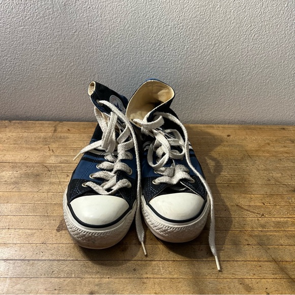 Blue striped high top converse - Picture 2 of 5